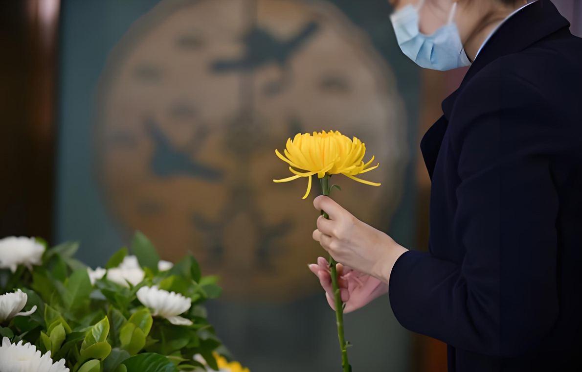 乌鲁木齐殡葬墓地火化服务电话